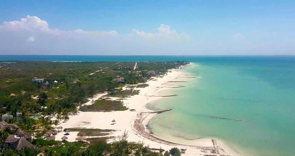 Beach Guesthouse Holbox Apartments & Suites Exterior photo