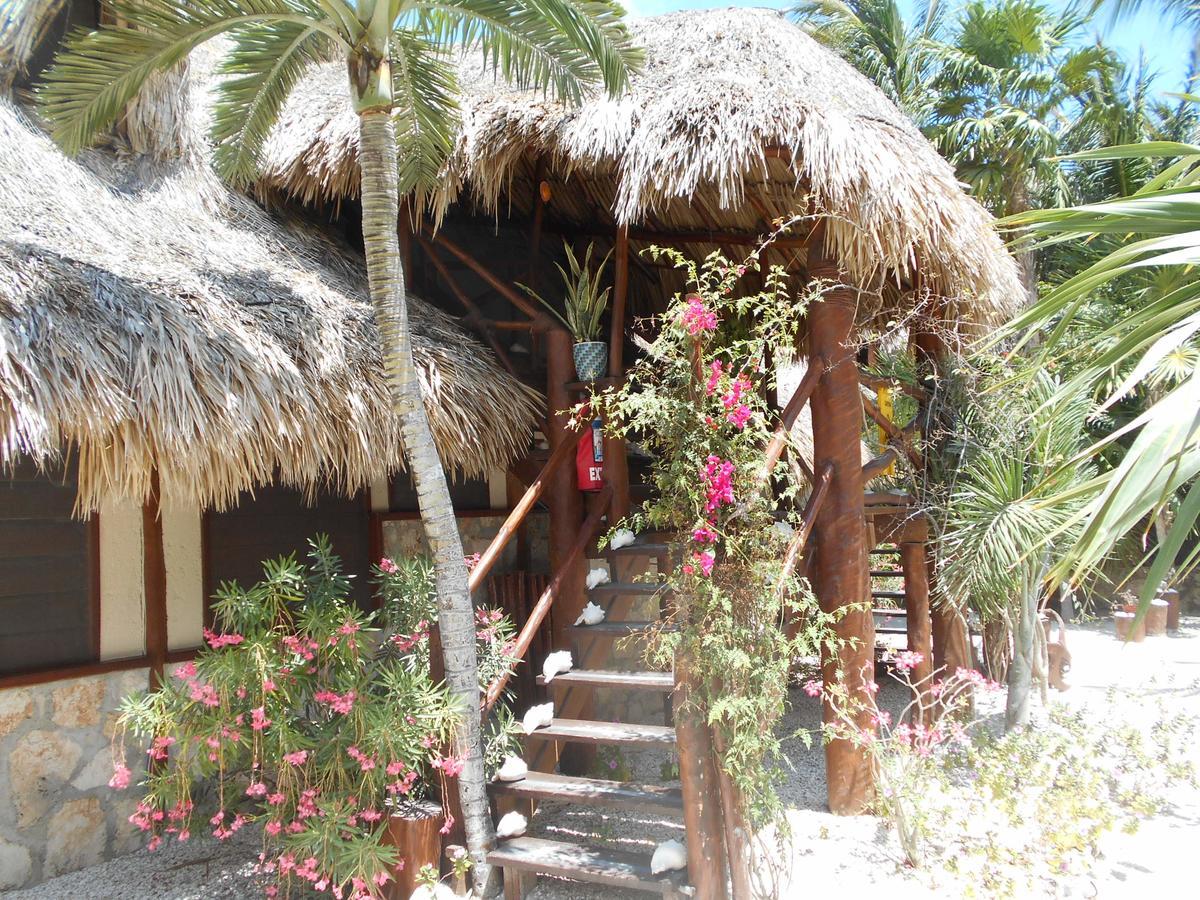 Beach Guesthouse Holbox Apartments & Suites Exterior photo