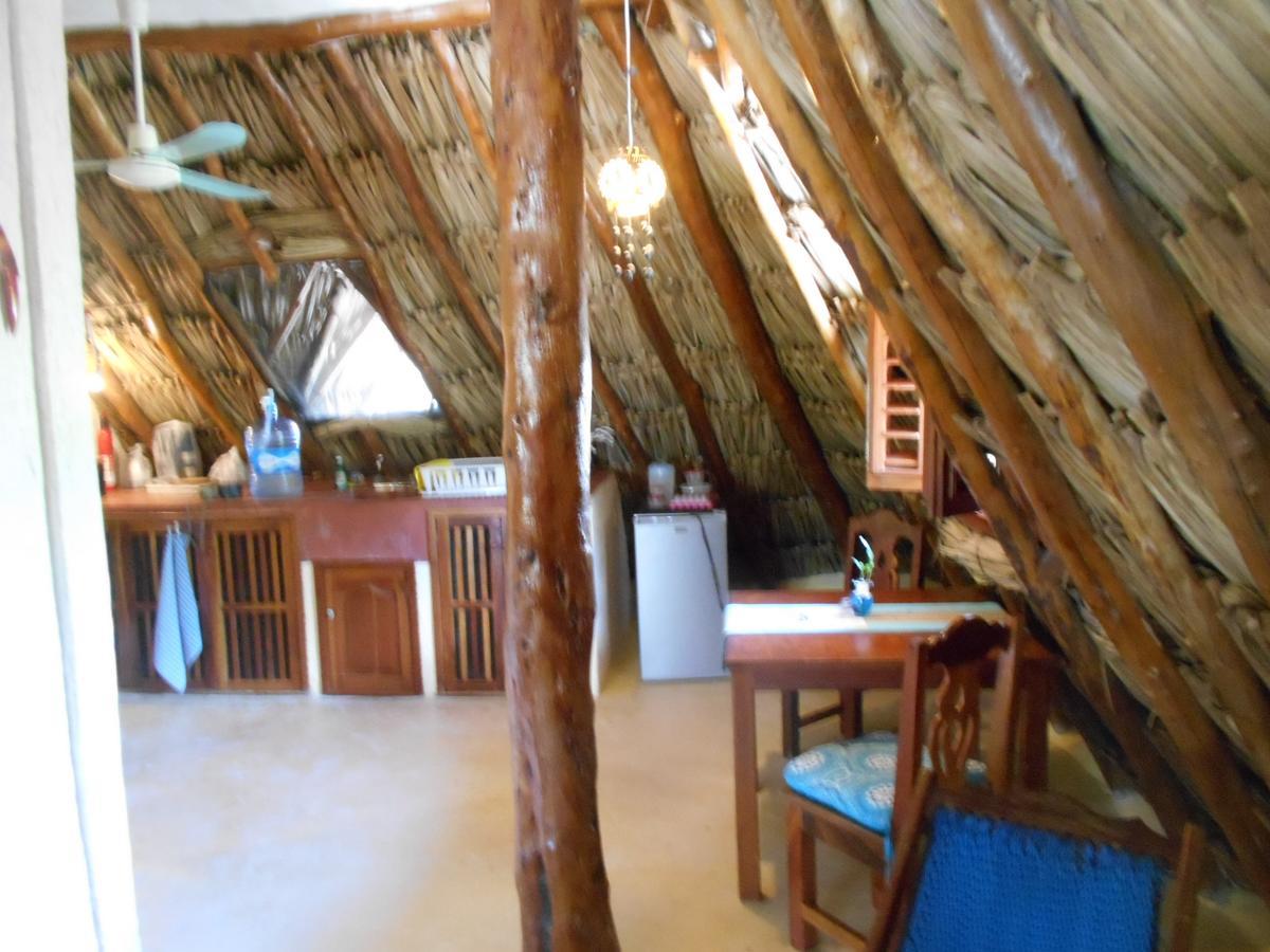 Beach Guesthouse Holbox Apartments & Suites Exterior photo