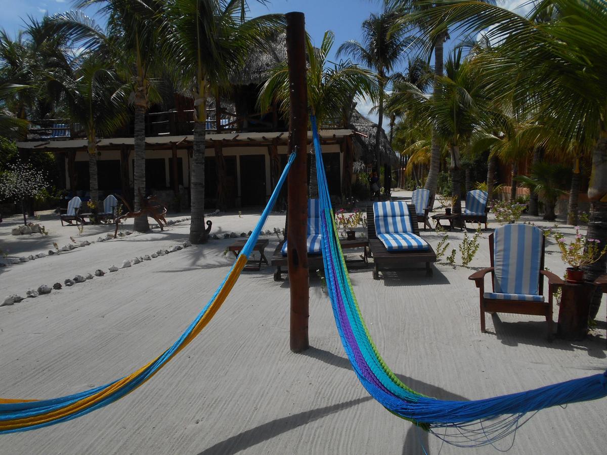 Beach Guesthouse Holbox Apartments & Suites Exterior photo